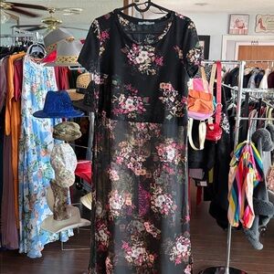 Elegant Floral Black Maxi Top